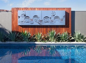 How To Decorate Using Tropical Outdoor Metal Wall Art