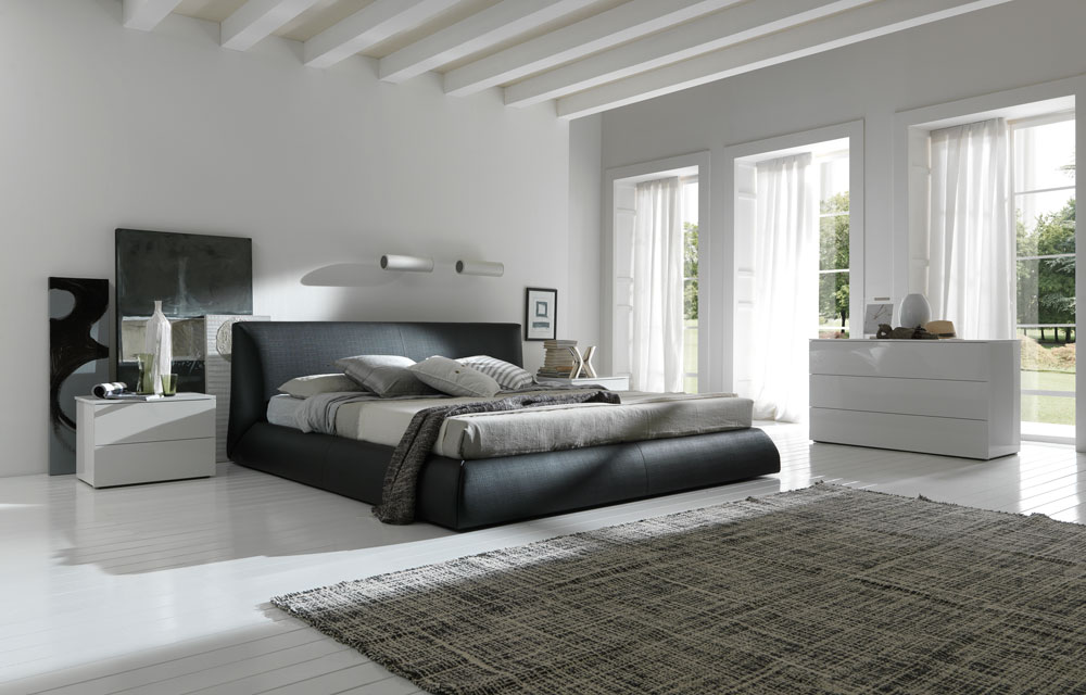 Luxury Large White Bedroom Interior Design Ideas