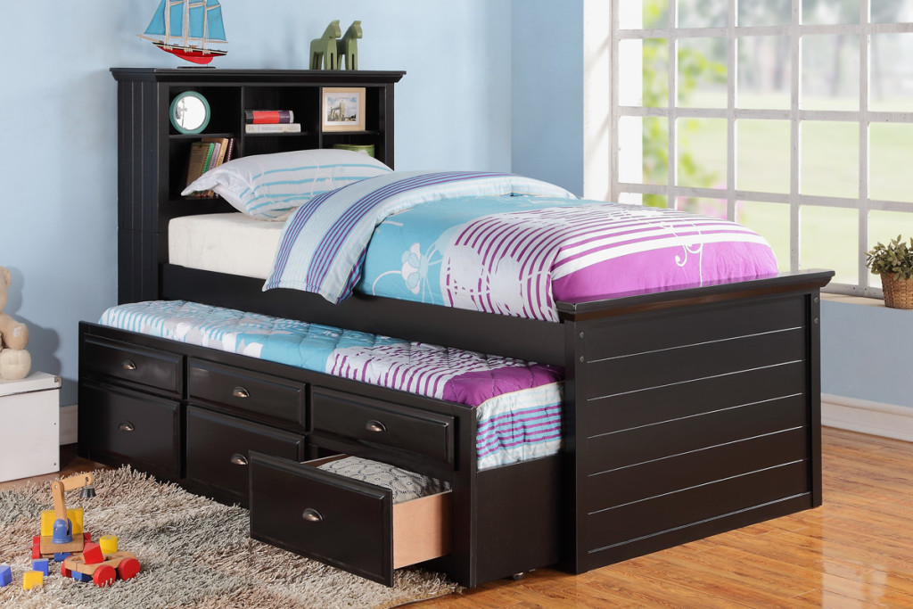 Beautiful Twin Bed With Trundle