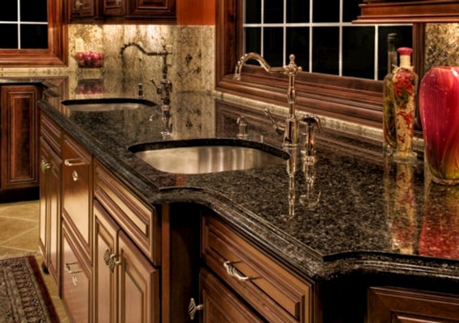 beautiful-granite-kitchen-countertops