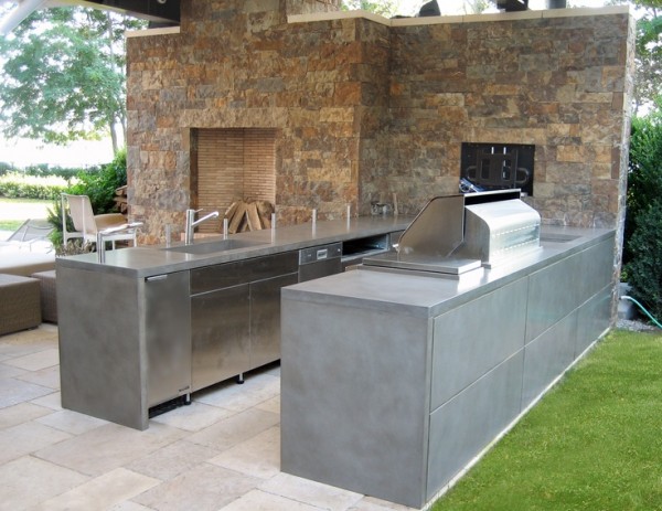 outdoor-stainless-steel-countertops-using-formica-laminate-sheet