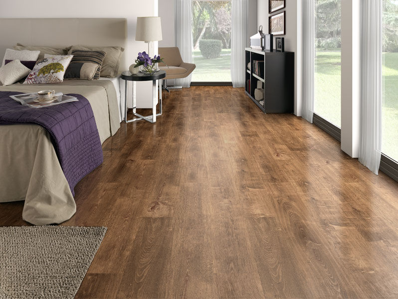 Laminate Flooring Oak and Flooring