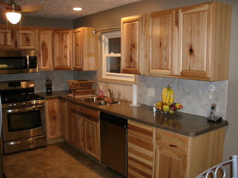 Hickory Wood Cabinets Kitchens